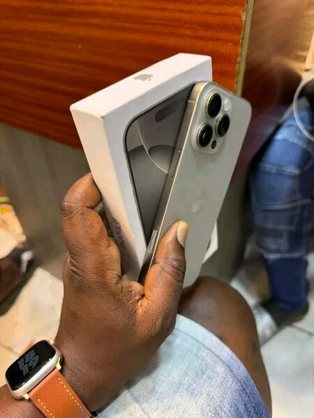 iPhone 14 Pro Max Argent