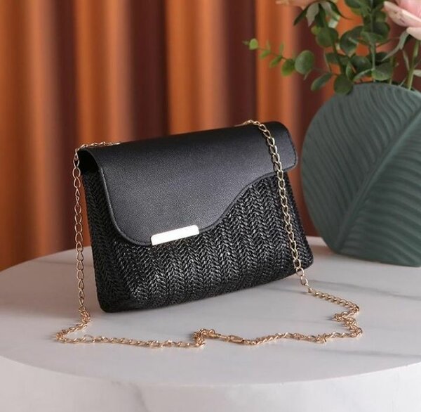 Sac à main élégant chaîne