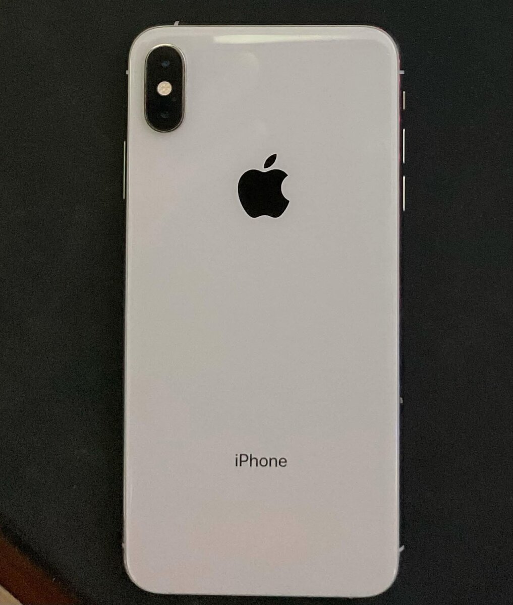 iPhone XS