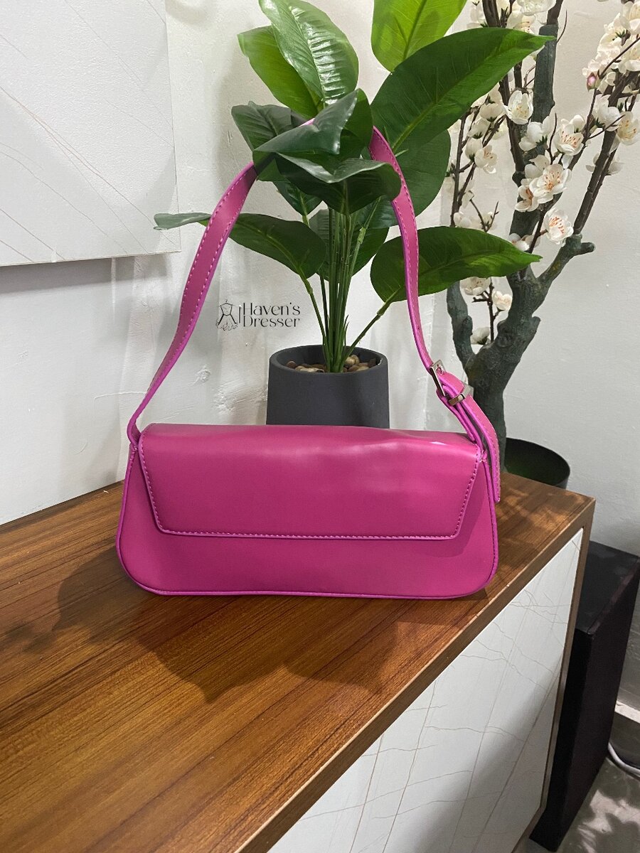 Pink hand bag