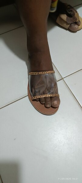 Sandales à enfiler élégantes