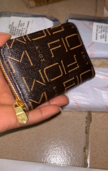 Porte-monnaie en cuir tendance