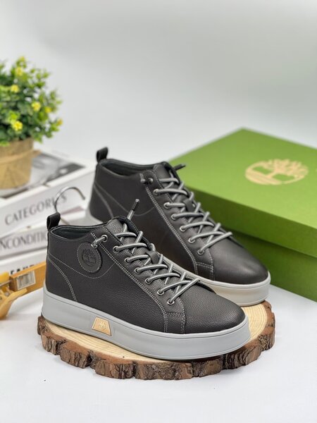 TIMBERLAND GREY