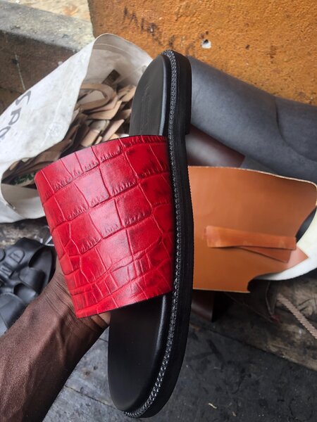 Sandale en cuir pour homme