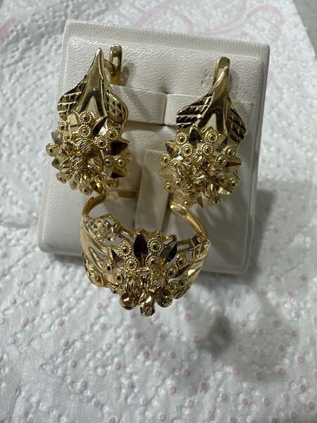 Гулзат Голд