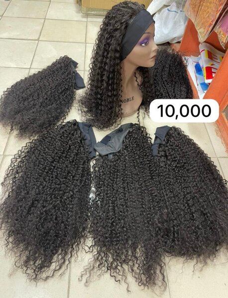 Perruque Bouclée Naturelle