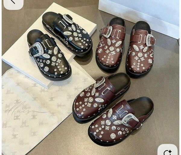 Mules en cuir élégantes