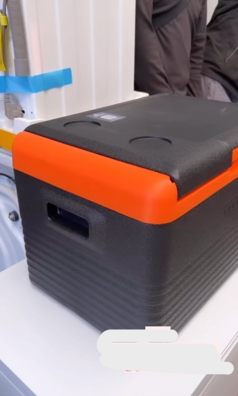 Автомобиль автомобильный морозильник