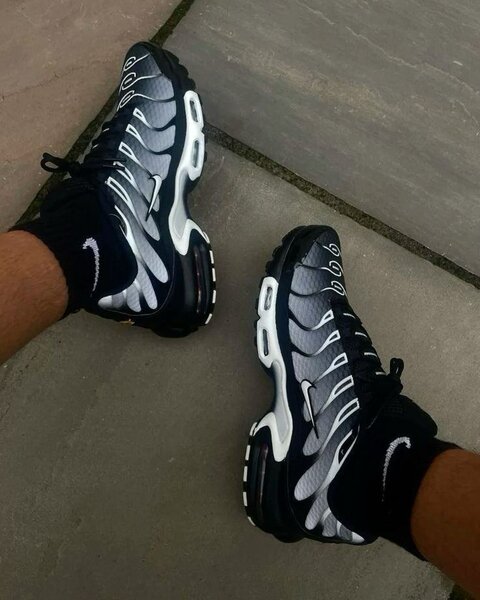 NIKE TN AIR MAX