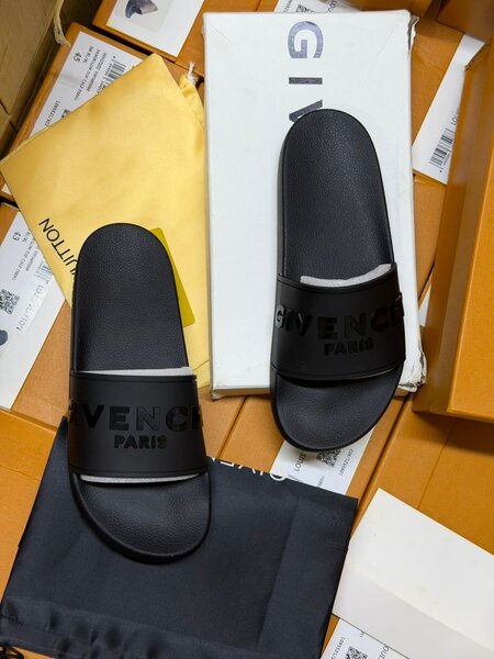 Tongs de luxe pour hommes