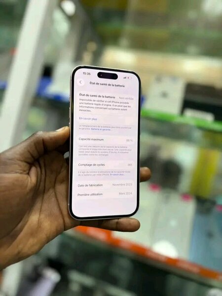 iPhone 14 Rose Neuf Débloqué