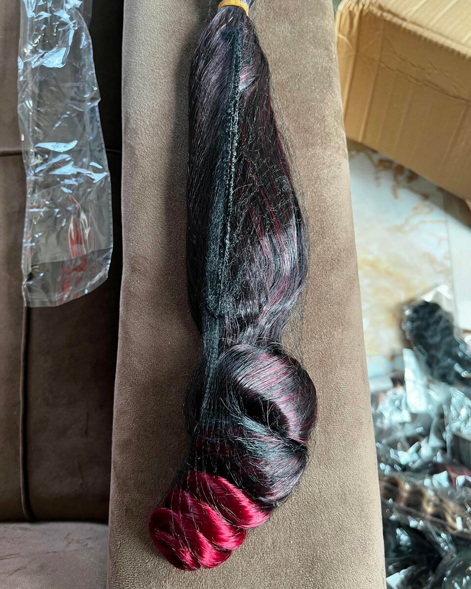 Straight loose wave 22 inch  150 gram  4 to 6 needed