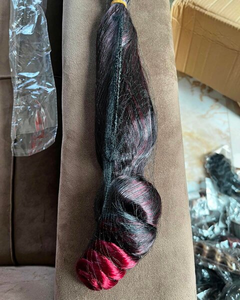 Straight loose wave 22 inch  150 gram  4 to 6 needed