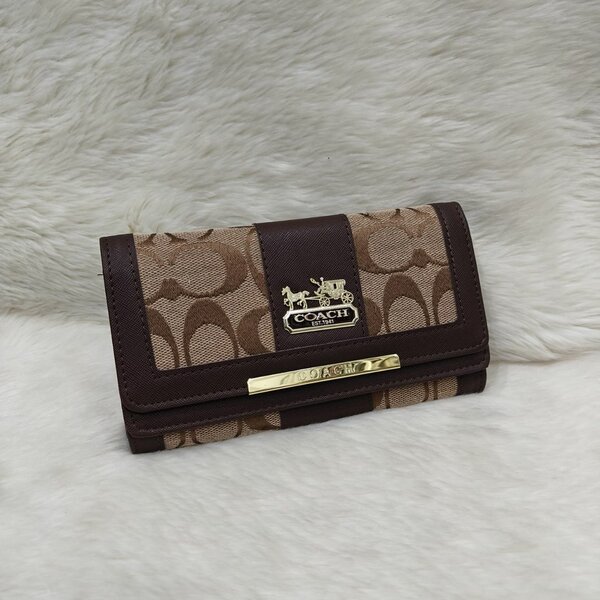 Caoch Women wallets color available
