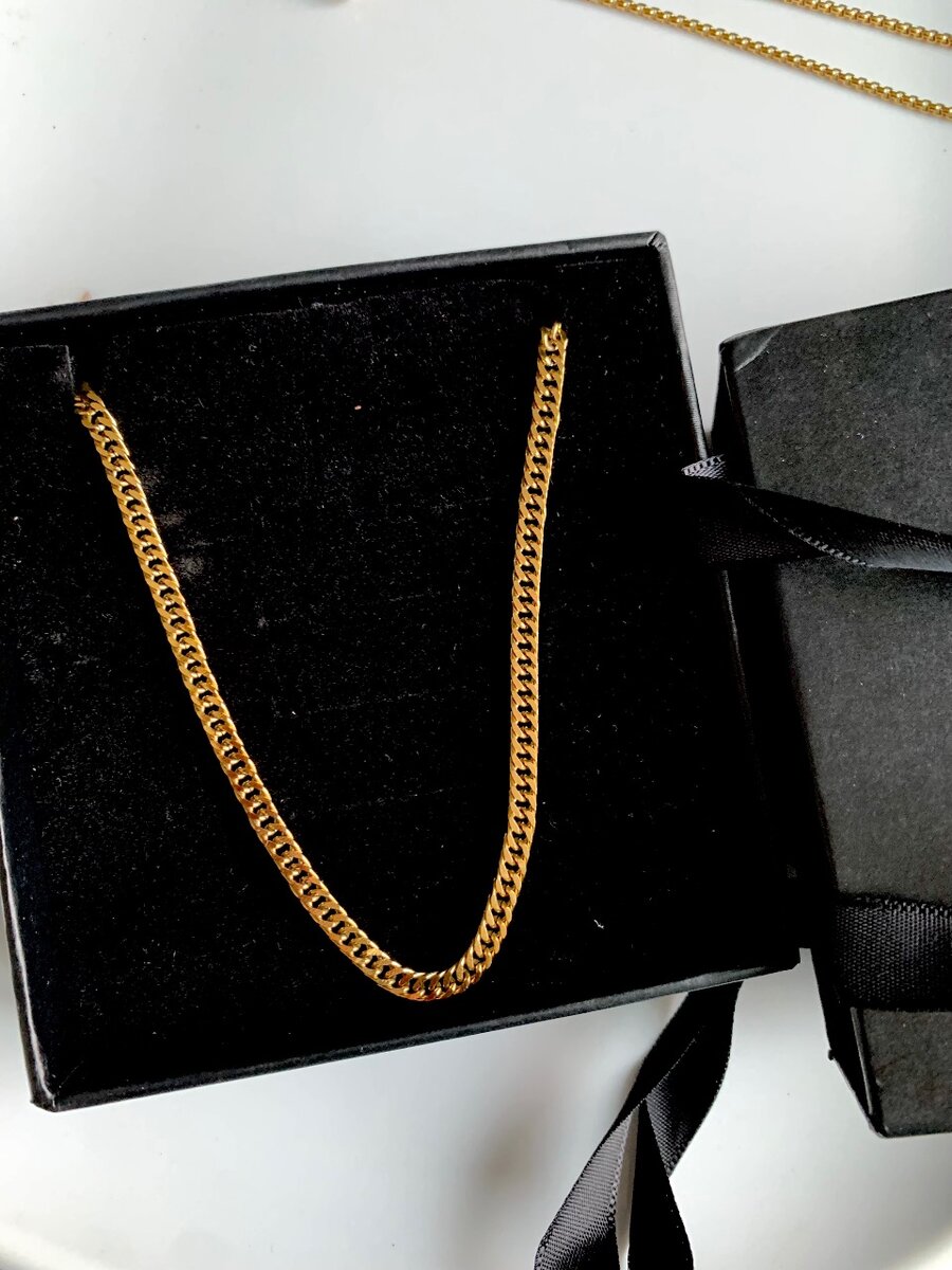 Imprint Gold Cuban link necklace