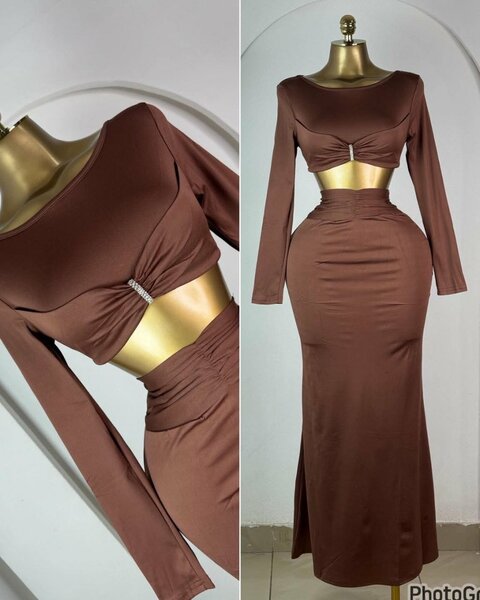 Robe longue ajustée élégante