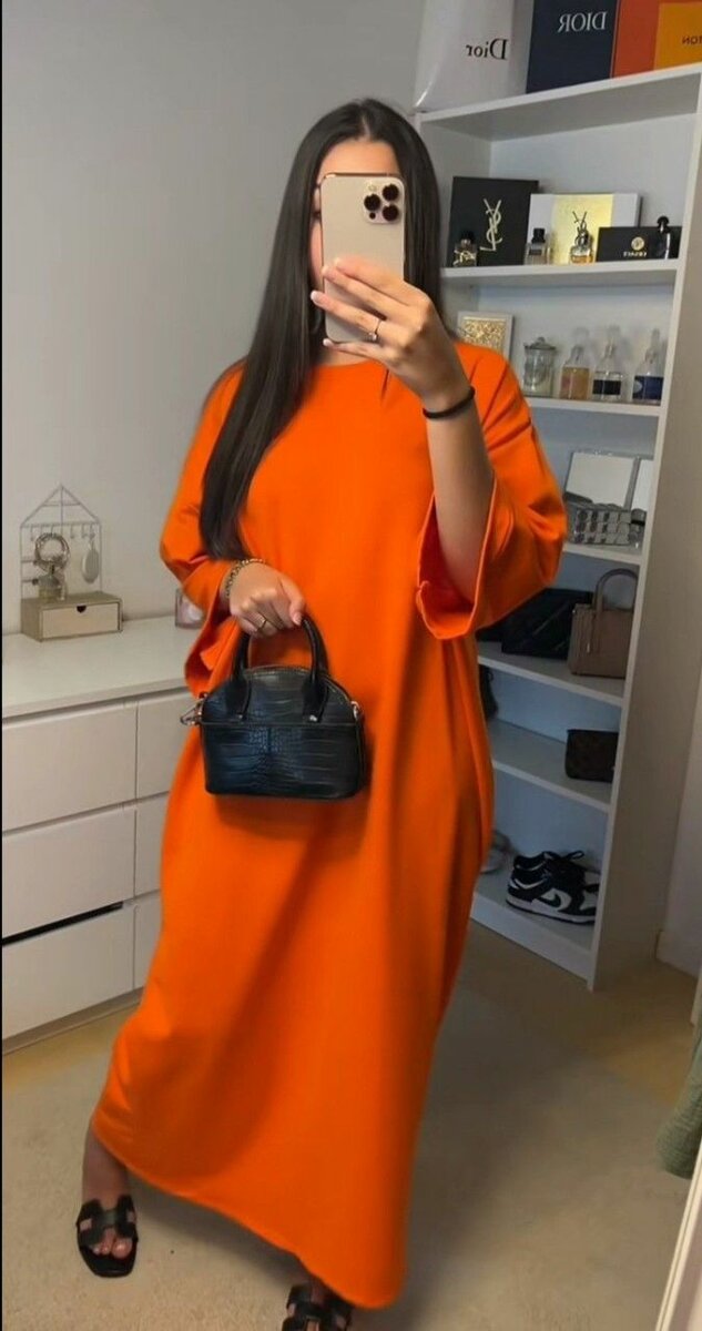 Robe longue orange élégante