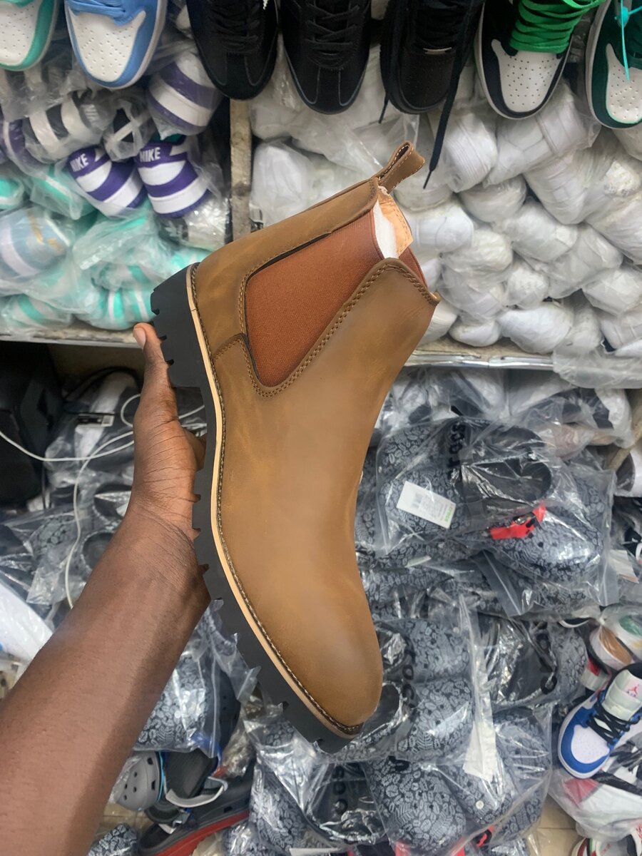 Timber dessert brown