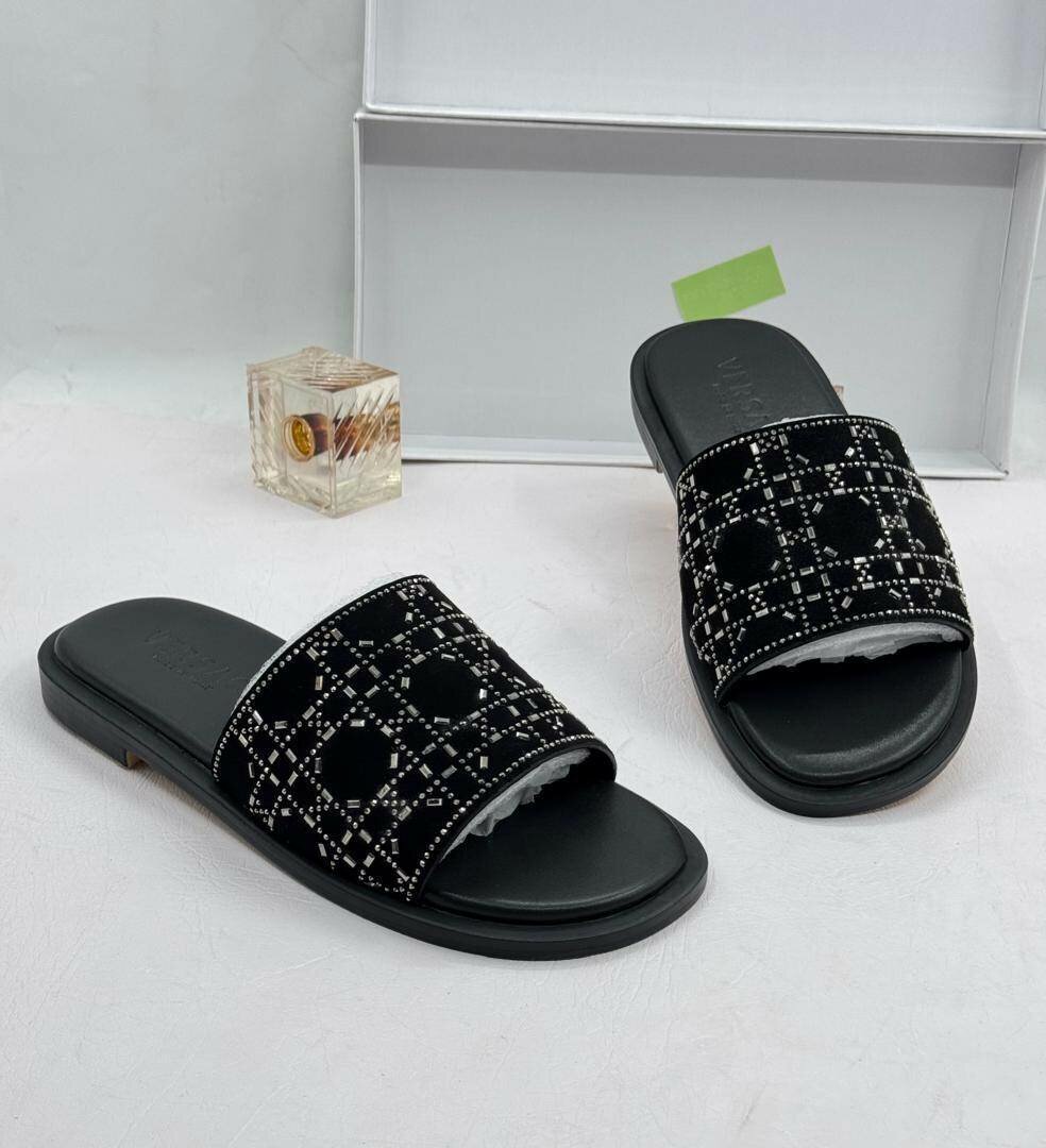 Purely leather slippers