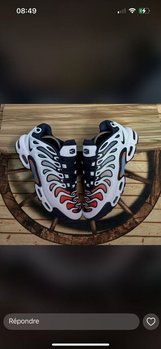 Sneakers Nike VR colorées