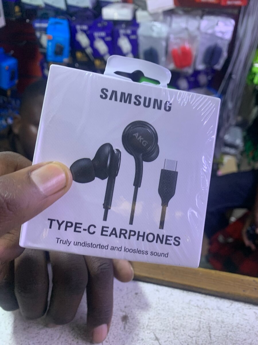 Type c earphones