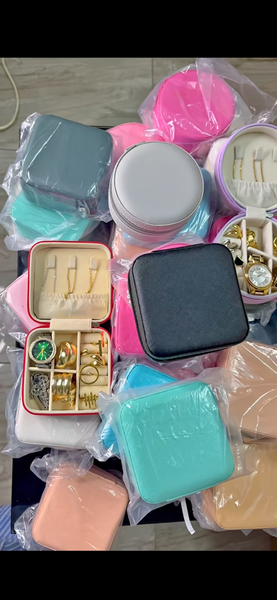 Coffret à bijoux compact