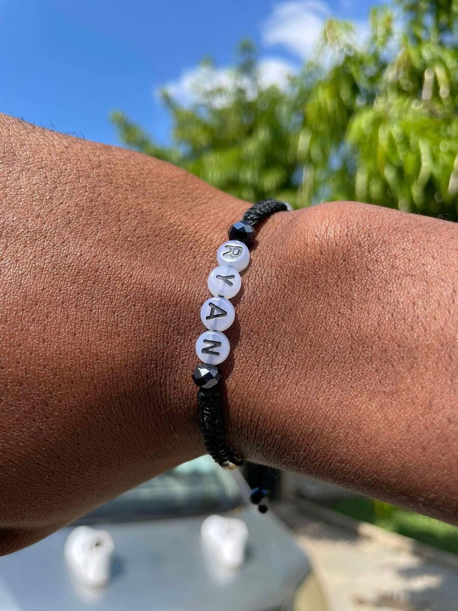 Paradise clean string bracelet