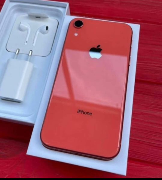 iPhone XR 64Go Corail