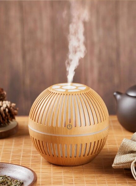 HUMIDIFIER