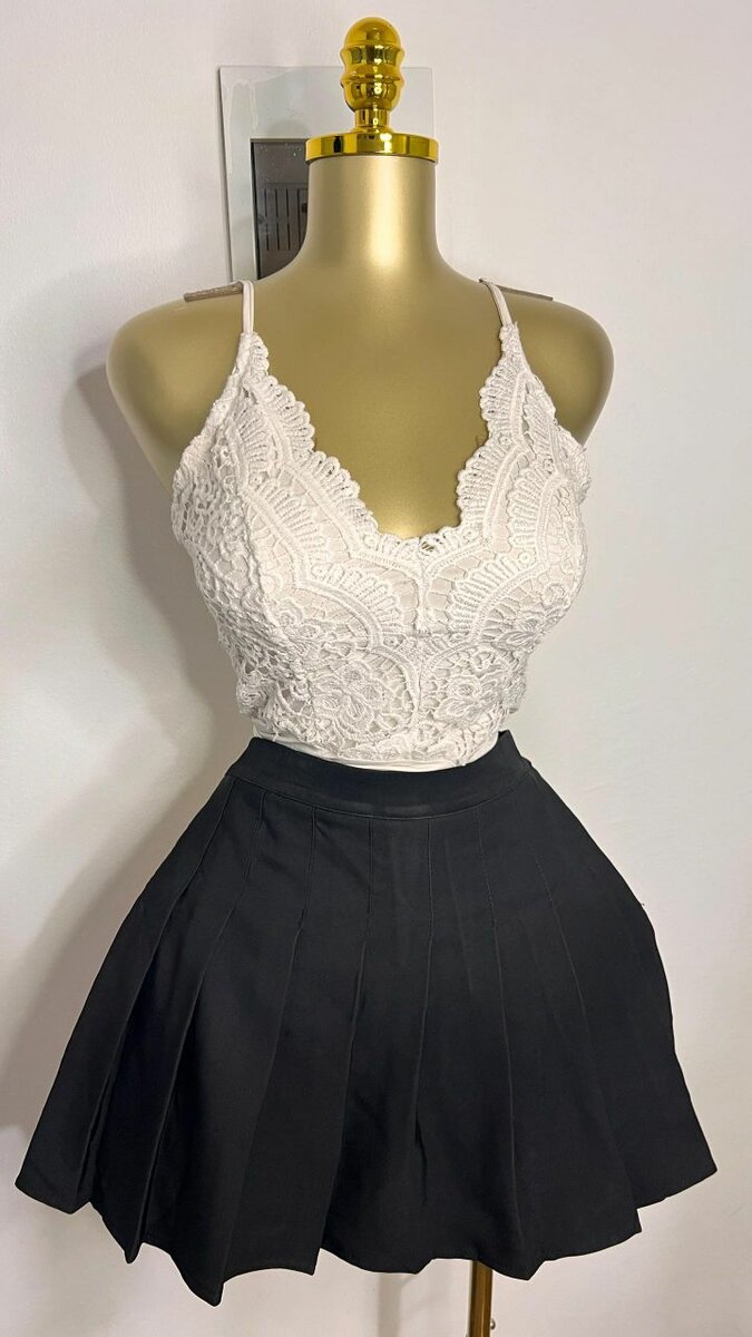 Jupe plissée élégante femme