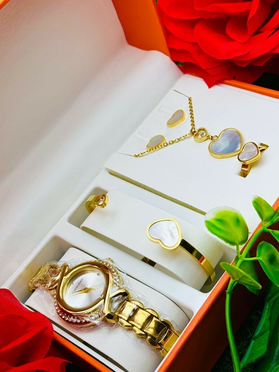 Montre, chaîne ,bracelet et boucle