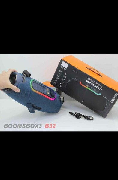 BOOMSBOX3 B32