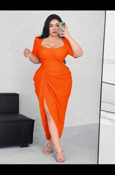 Robe moulante orange sexy