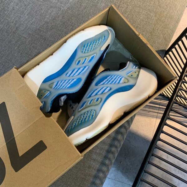Yeezy Boost 700 V3 Azael