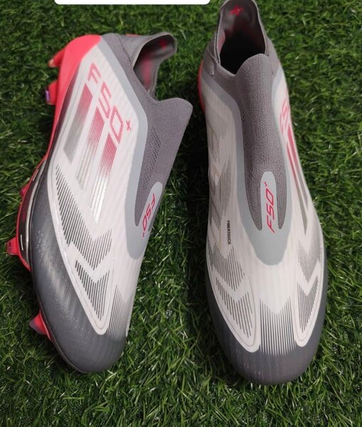 Chaussures de Football F50