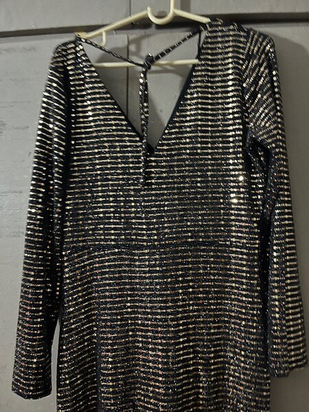 Robe soirée pailletée glamour