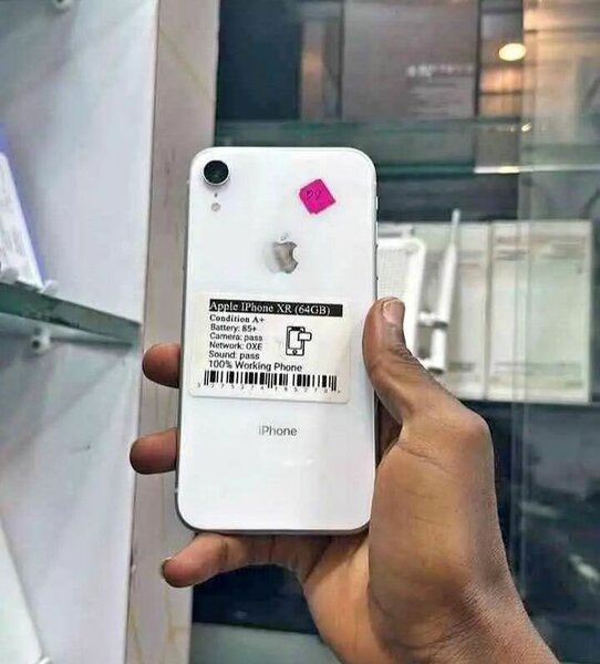 iPhone XR 64GB Blanc