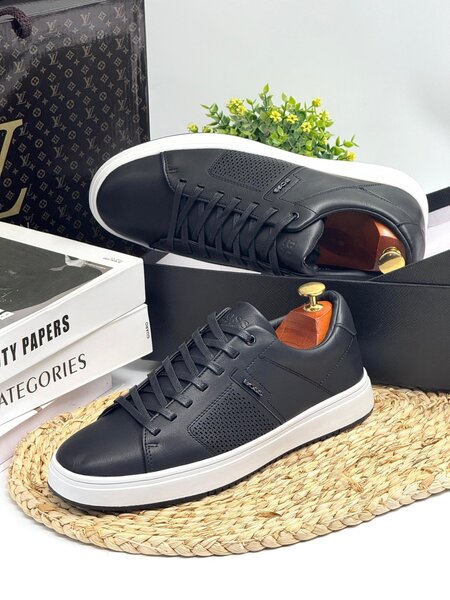 BOSS BLACK AND WHITE