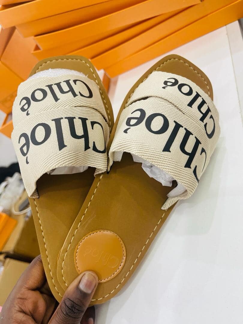 la fessée sur un élastique