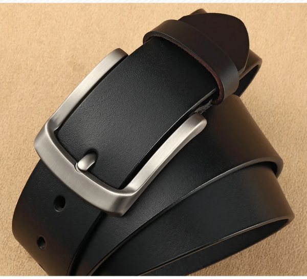 Ceinture en cuir noir élégante