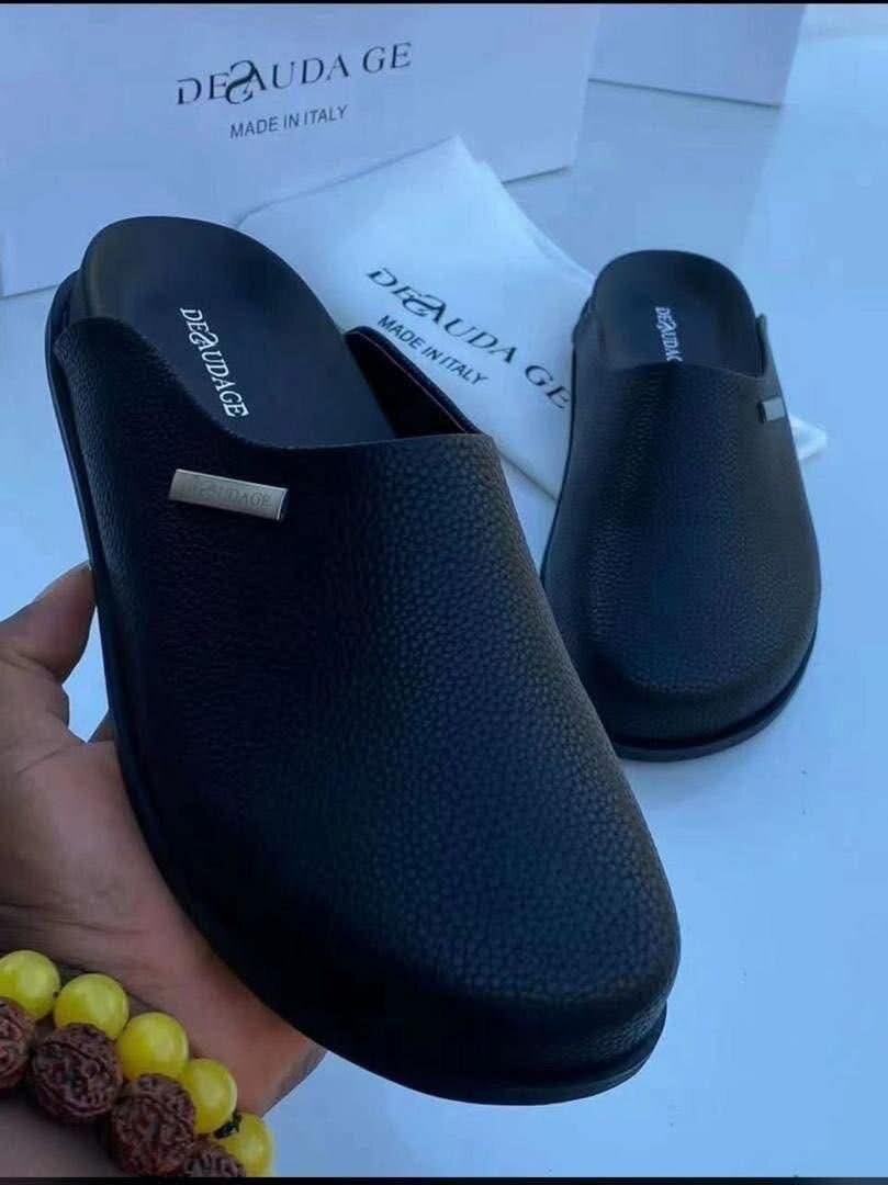 Mules en cuir homme élégantes