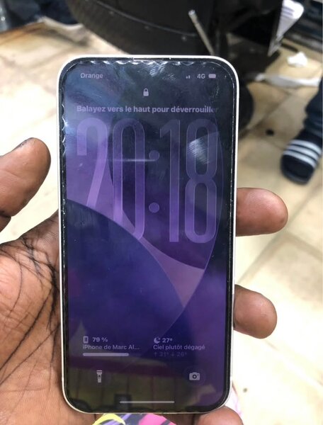 iPhone 13 Blanc 128Go