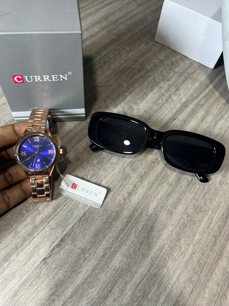 Ensembl montre élégante Curren