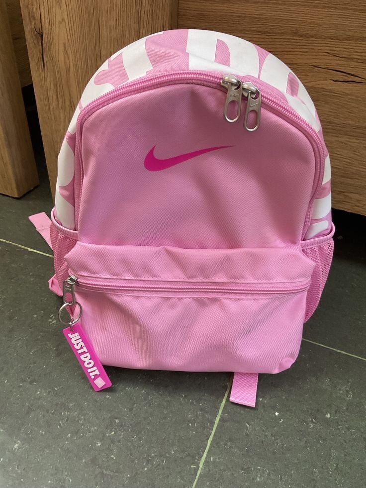 Ladies pink bag