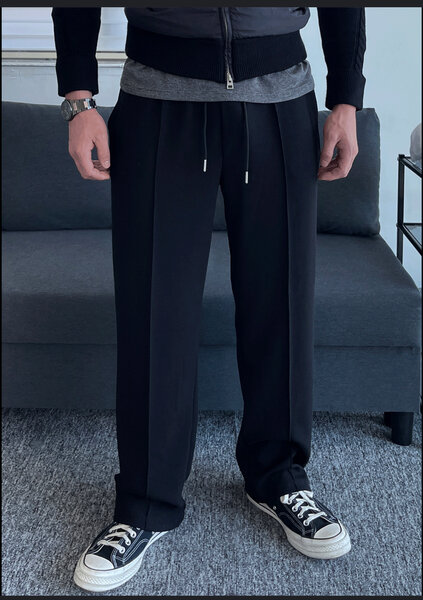 Pantalon noir décontracté