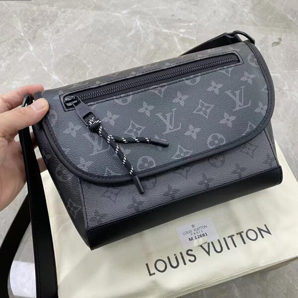 Sac bandoulière Louis Vuitton