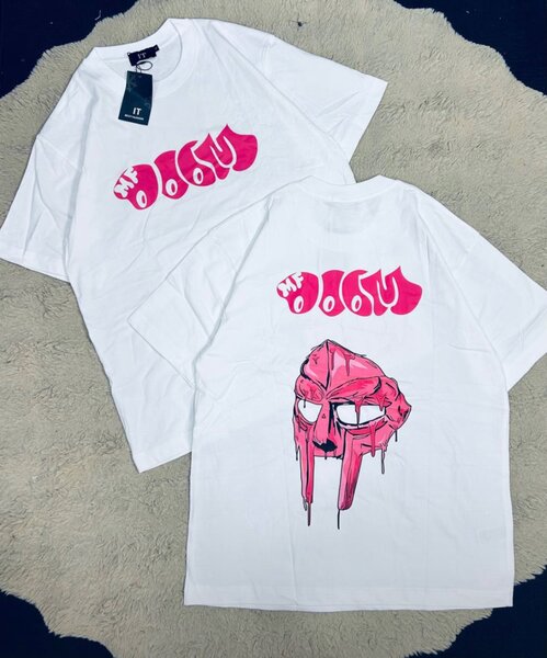 T-shirts modernes graphiques