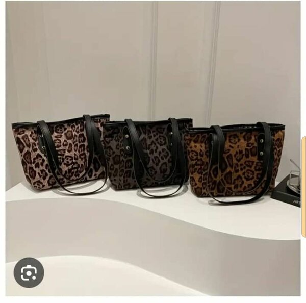 Sac à main imprimé léopard