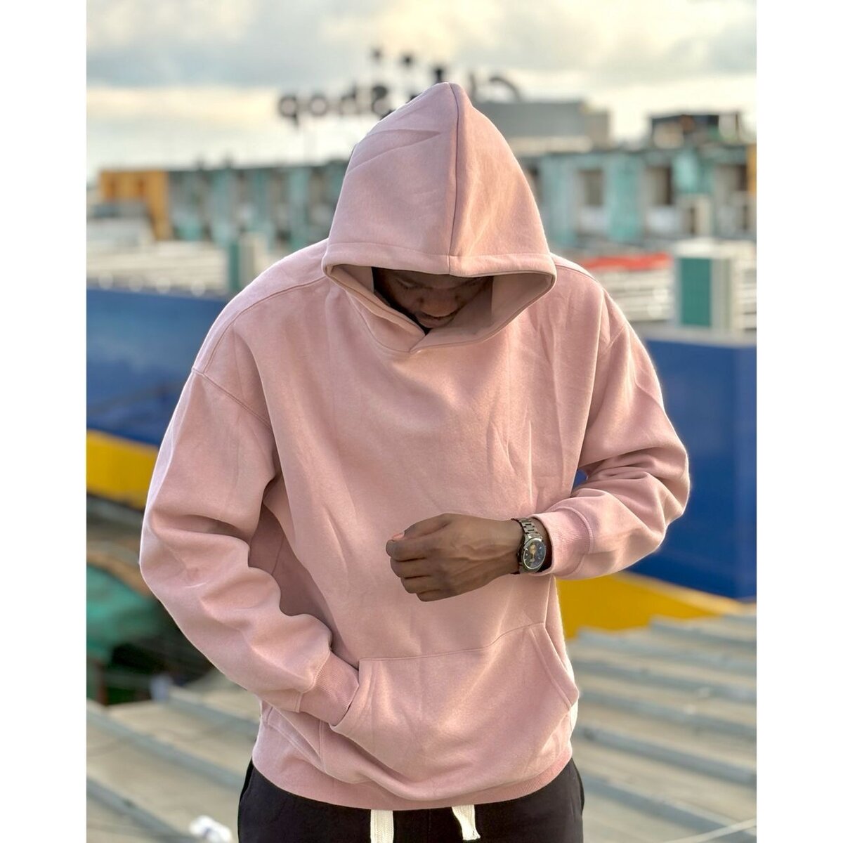 Sweat à capuche tendance