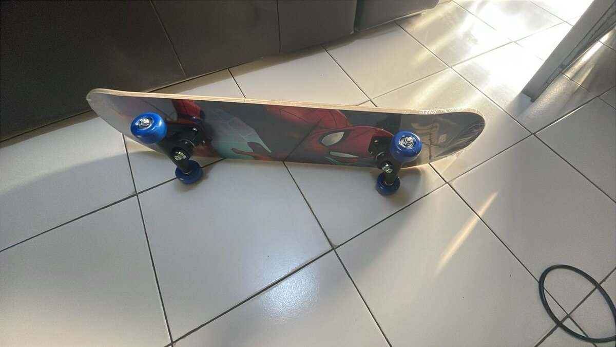 Planche à roulettes Spider-Man pour enfants